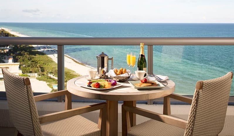 Eden Roc - Junior Suite Ocean View Balcony